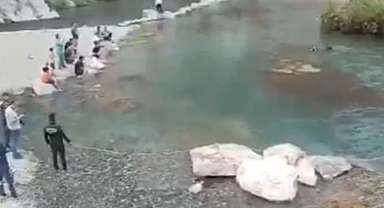 Şelalede suya giren genç boğularak hayatını kaybetti