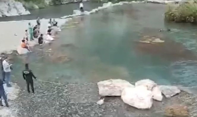 Şelalede suya giren genç boğularak hayatını kaybetti