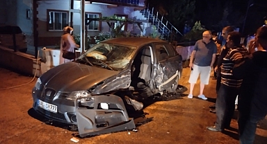 Sinop'ta iki otomobil çarpıştı: 2 yaralı