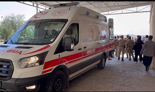 Siverek'te otomobil şarampole devrildi: 1 ölü, 4 yaralı