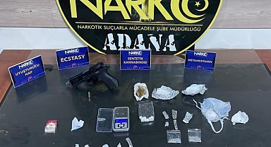 Sokakta uyuşturucu madde satan 2 şüpheli yakalanıp tutuklandı