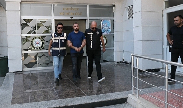 Tartıştığı kişiyi düğün çıkışı otomobilinde öldüren zanlı tutuklandı