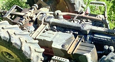 Traktör devrildi: 1 yaralı