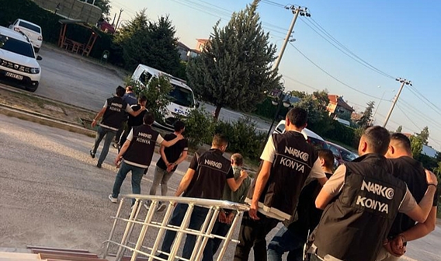 Uyuşturucu tacirlerine operasyon: 14 gözaltı
