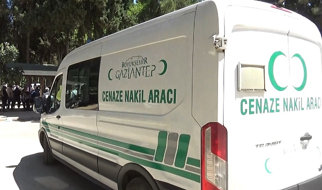 Vahşet: Ağabeyini uykuda öldürdü