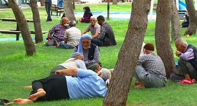 Vatandaşlara aşırı sıcak uyarısı