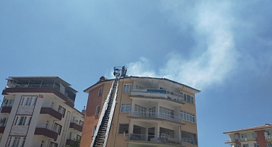 Yangında etkilenen güvercinleri itfaiye kurtardı
