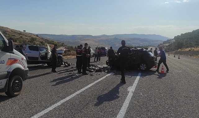 Adıyaman'da feci kaza: Ölü ve yaralılar var