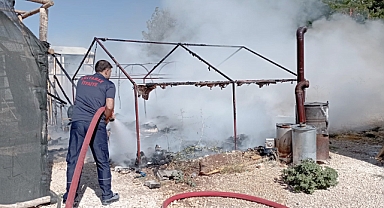 Çadırlar küle döndü