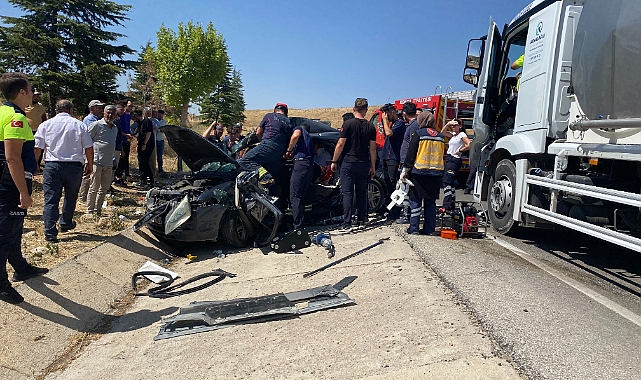 Cenaze dönüş yolunda kaza: 1 ölü, 3 yaralı