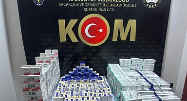 Gümrük kaçağı ilaçlar polisten kaçamadı: Vücut geliştirme ve cinsellik ilaçlar yakalandı