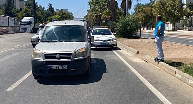 Hafif ticari araç yayaya çarptı: 1 yaralı