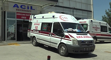 İki aileden 10 kişi zehirlenme şüphesiyle hastaneye kaldırıldı