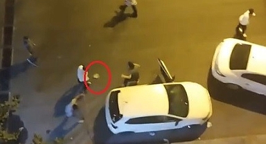 İki grup arasında taşlı, sopalı, tabureli kavga kamerada