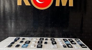 Kaçak cep telefonlara yönelik operasyon