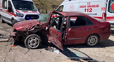 Karayolunda feci kaza; 4’ü ağır 8 yaralı