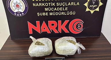 Kargo aracında uyuşturucu ele geçirildi: 2 tutuklama