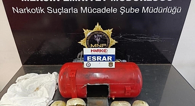 Kompresör içinde 2 kilo esrar ele geçirildi