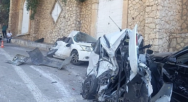 Kontrolden çıkan beton mikseri ortalığı savaş alanına çevirdi