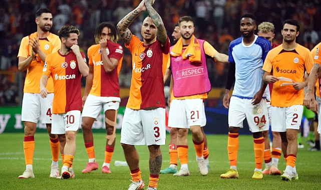 Maç sonu 3’lüsü Angelino’dan