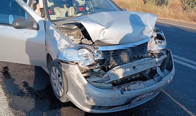 Mardin'de otomobil minibüse çarptı: 4 yaralı