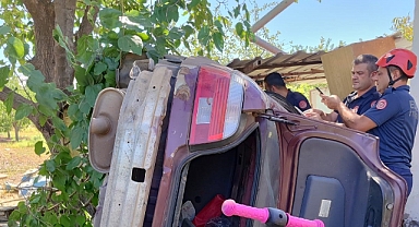 Otomobil bahçeye uçtu: 8 yaralı