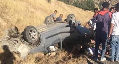 Otomobil şarampole yuvarlandı: 1 ölü, 2 yaralı