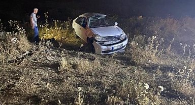 Otomobil takla attı: 1'i bebek 4 yaralı