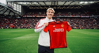 Rasmus Hojlund, Manchester United’a imzayı attı