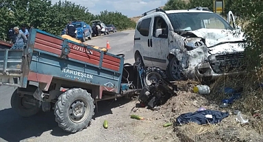 Römorklu çapa makinesi ile hafif ticari araç çarpıştı: 2 yaralı