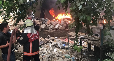 Şanlıurfa'da klima motoru yangına neden oldu