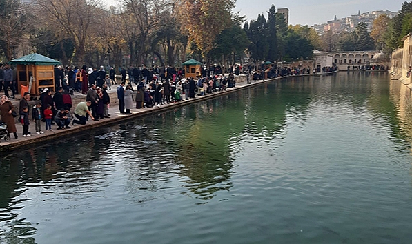 Şanlıurfa'da sıcak havaların etkisinde