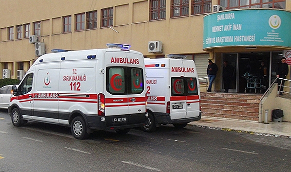 Şanlıurfa'da yol verme kavgasında 2 kişi yaralandı