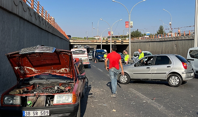 Şanlıurfa karayolunda kaza: Yaralılar var