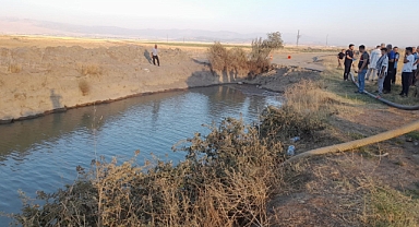 Serinlemek için kanala giren genç boğuldu