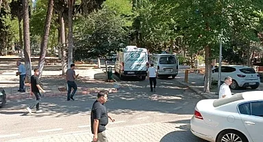 Traktör kazası dede ve torunu hayattan kopardı