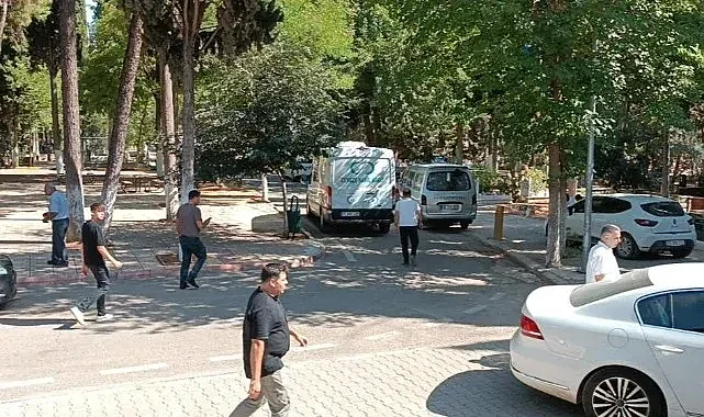 Traktör kazası dede ve torunu hayattan kopardı