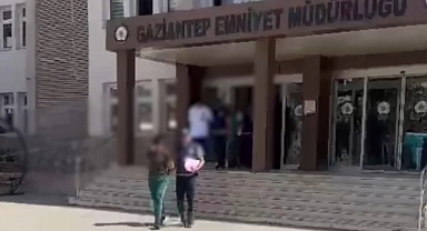 Vatandaşı 8 bin dolar dolandıran 4 şüpheli yakalandı