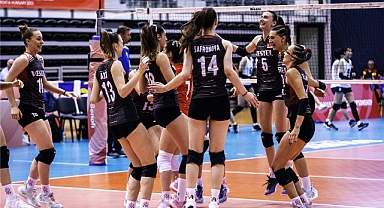 Voleybol Kadın Milli Takımı finalde