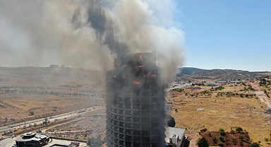 Yanan 17 katlı bina havadan görüntülendi