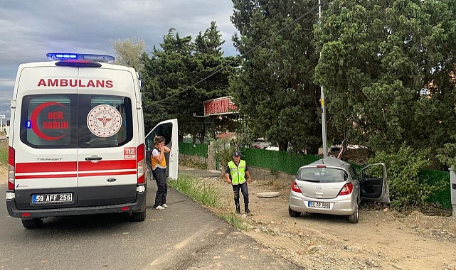 Yolcu otobüsü otomobille çarpıştı: 1 ölü, 2 yaralı