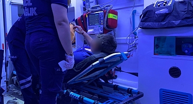 10 Kişilik grup yakaladıkları genci öldüresiye dövdü