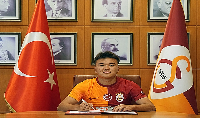 Galatasaray, Beknaz Almazbekov ile yeni sözleşme imzaladı