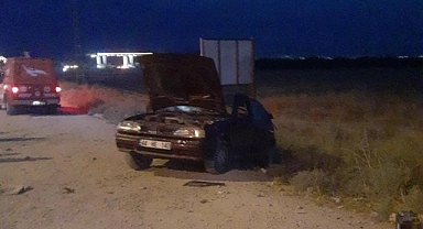 İki otomobil çarpıştı: 3 yaralı