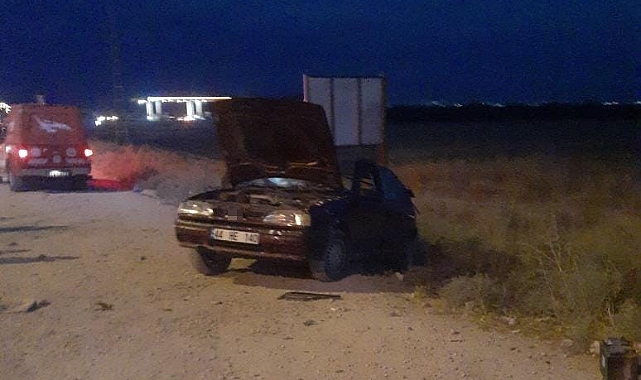 İki otomobil çarpıştı: 3 yaralı