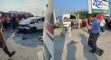 İşçi servisi ile otomobil çarpıştı: 15 yaralı