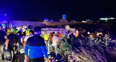 İşçi servisi tarlaya uçtu: 12 yaralı