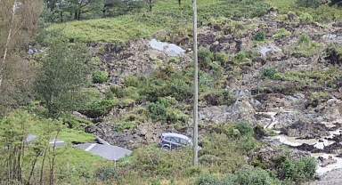 Otoyol çöktü: 3 yaralı