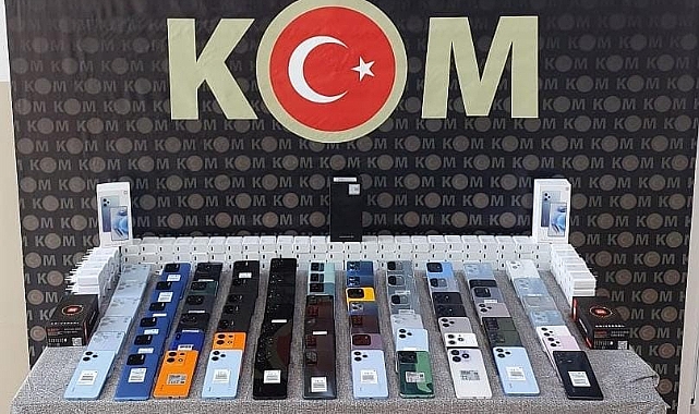 Kaçak telefon operasyonu