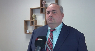 Kadınlar erkeklere göre daha fazla 'yalnız' hissediyor